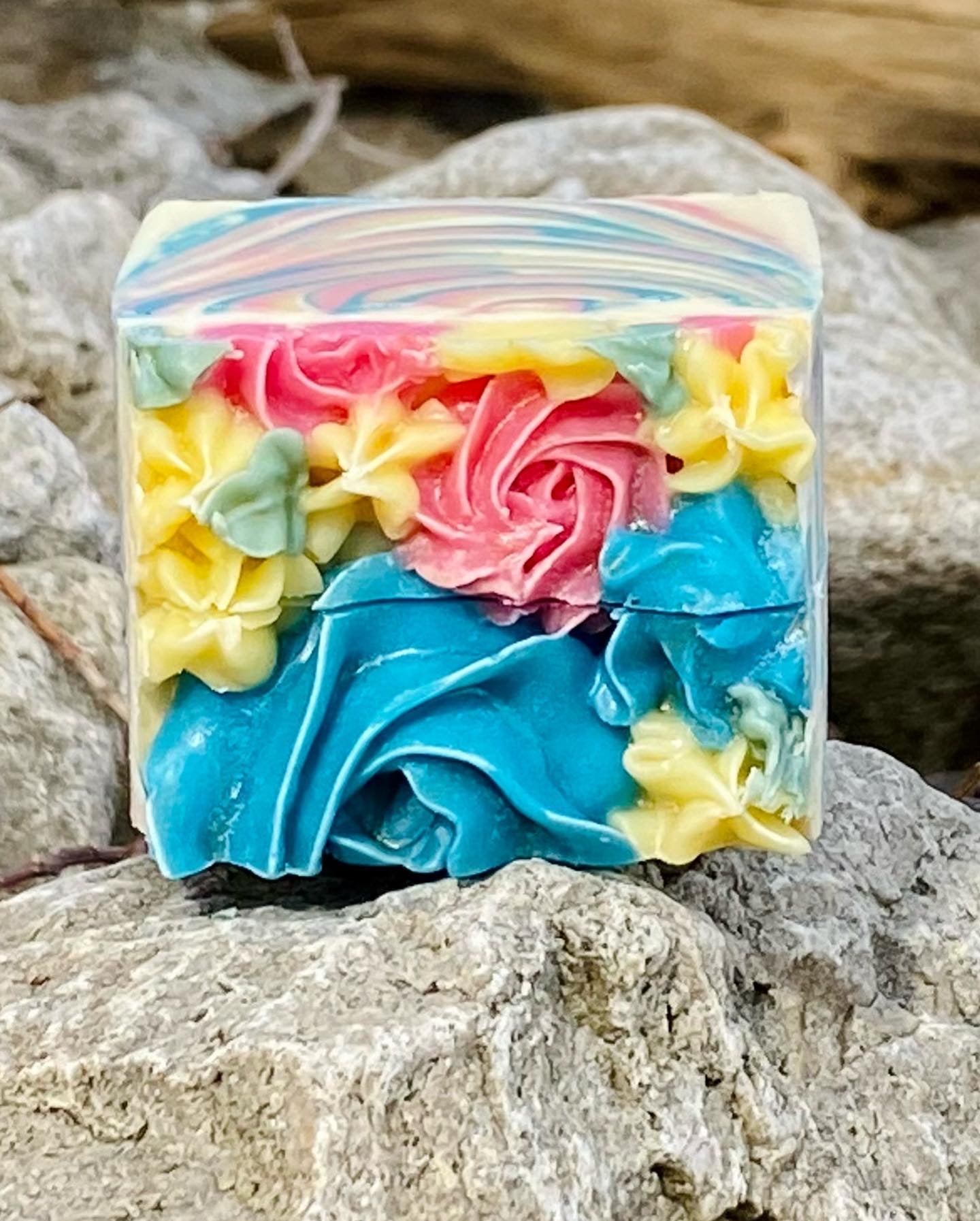 Floral & Sweet 🌸🍭(Soaps)